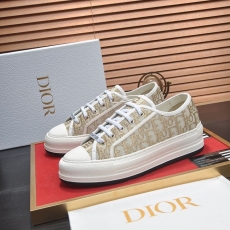 Christian Dior Flat Shoes